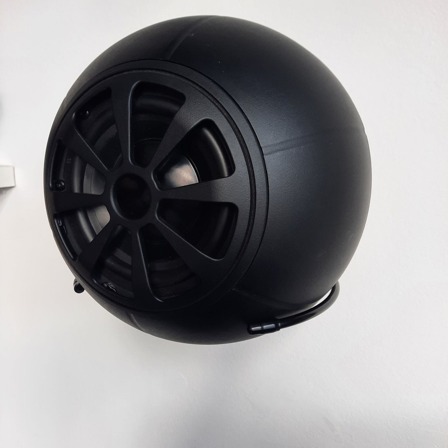 SW-300 mit Wandhatlerung