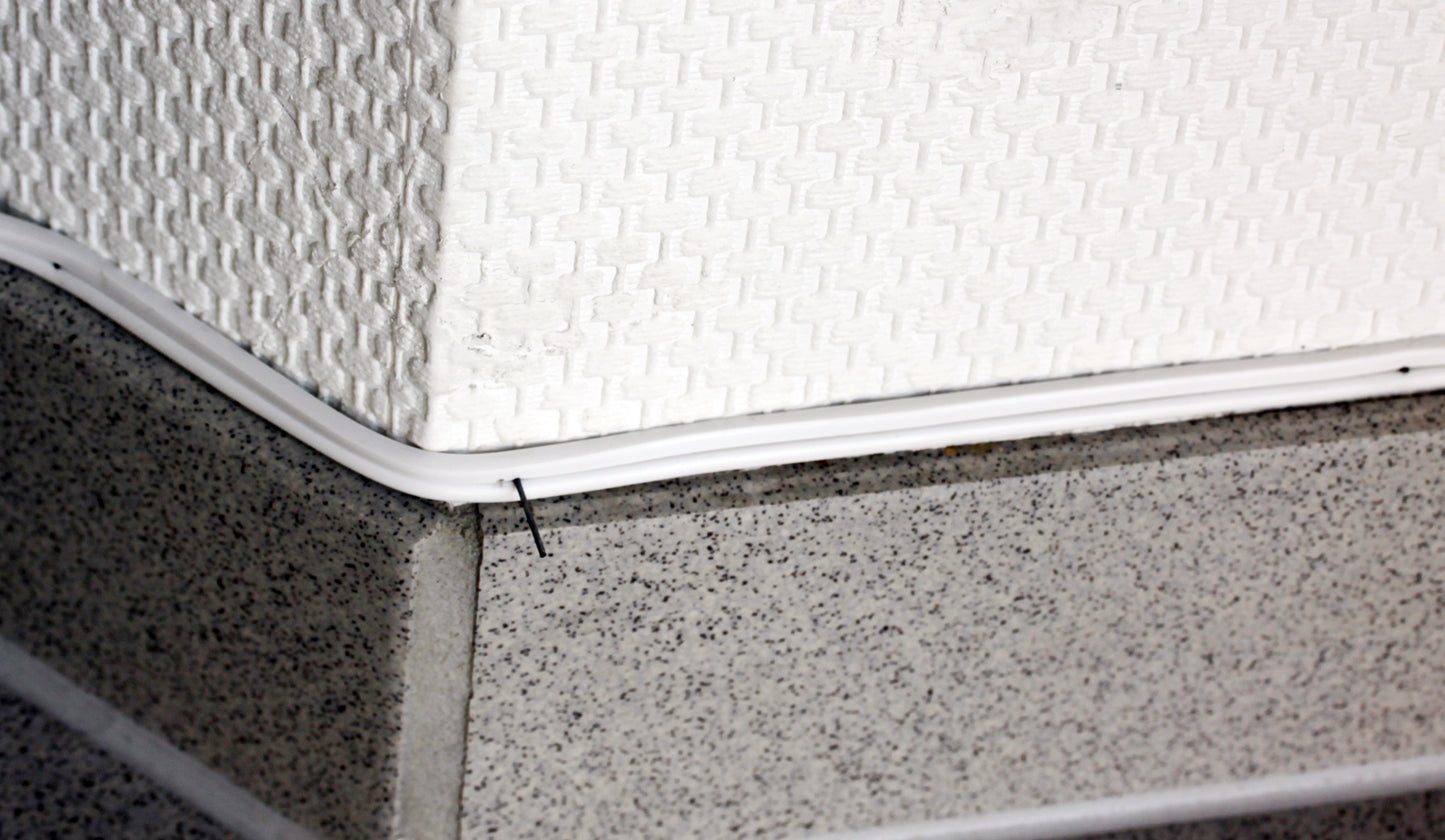 Reckhorn L-1.5 weißes Lautsprecherkabel Montage Beispiel