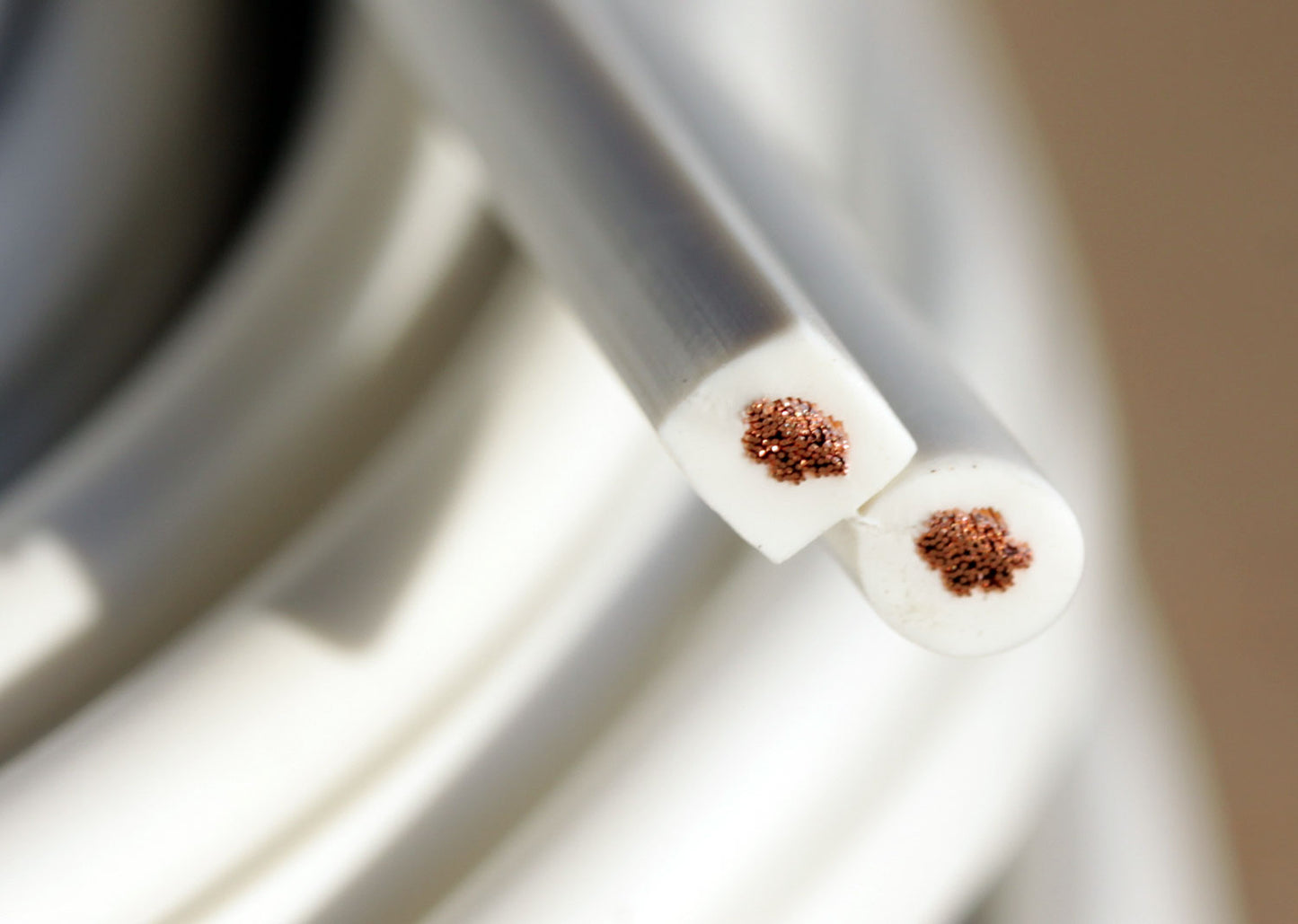 Reckhorn L-1.5 weißes Lautsprecherkabel detail Ansicht