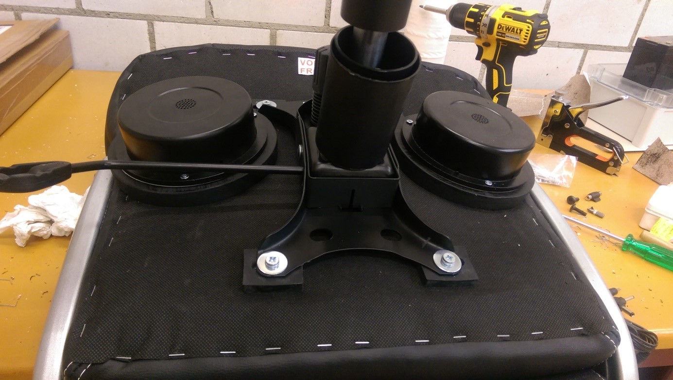 Help with the installation of a bass shaker in a payseat (office chair)